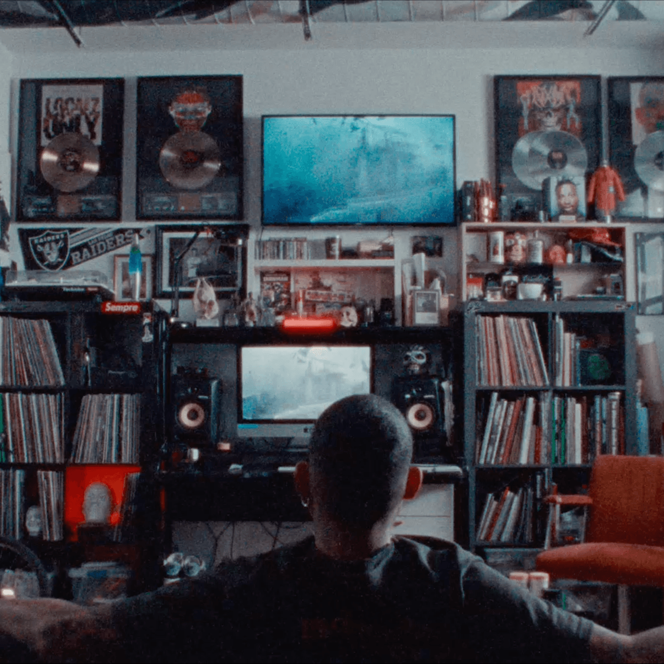 A Still Frame from Noyz Narcos teaser